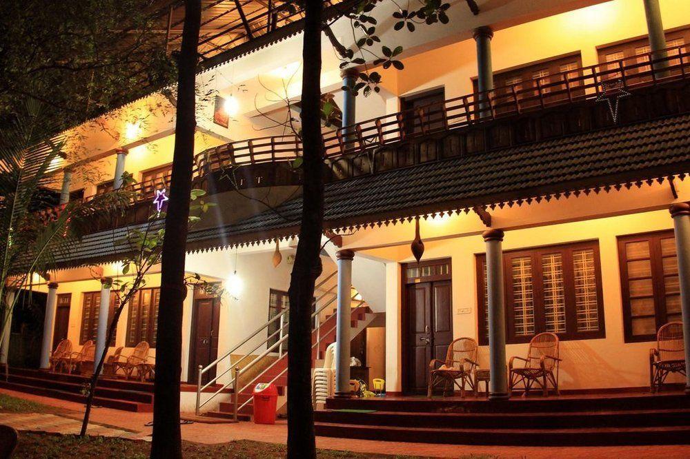 Marari Beach Villas Mararikulam Exterior photo