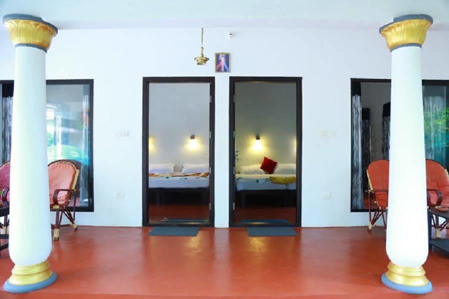 Marari Beach Villas Mararikulam Exterior photo
