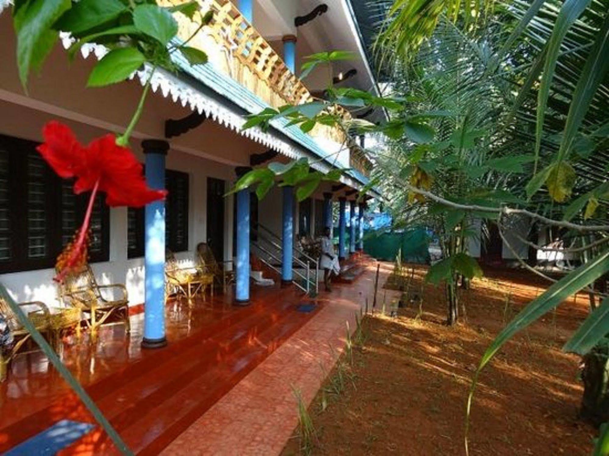 Marari Beach Villas Mararikulam Exterior photo