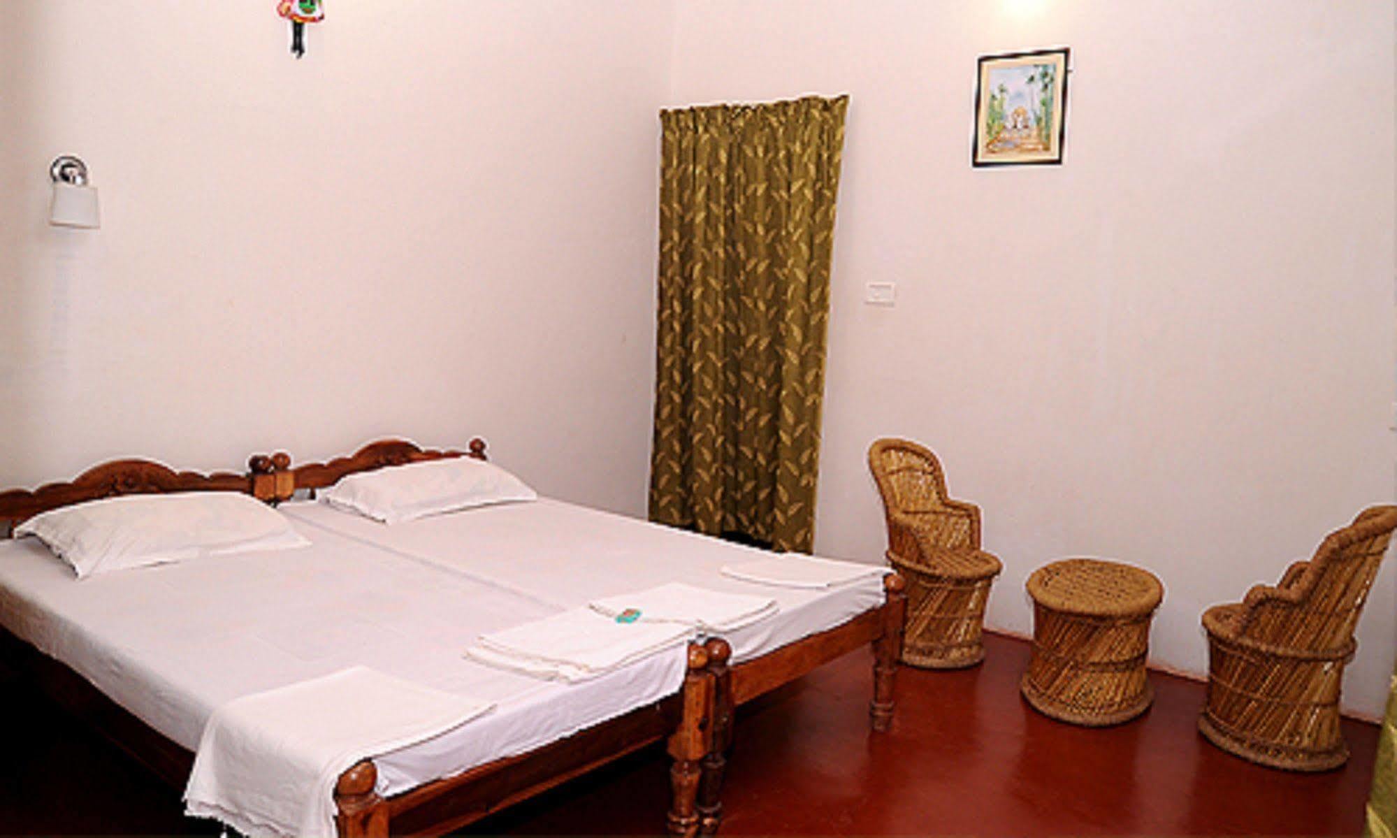 Marari Beach Villas Mararikulam Exterior photo
