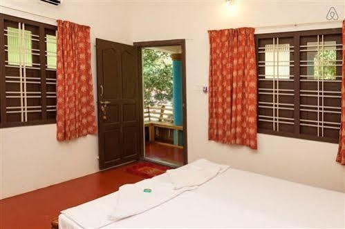 Marari Beach Villas Mararikulam Exterior photo